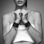 Наручники Bijoux Indiscrets MAZE — Wide Cuffs Black - Зображення 6