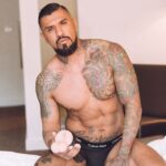 Мастурбатор-попка Fleshlight FleshSack з мошонкою - Зображення 2