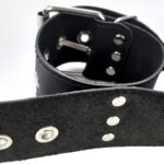 Нашийник з наручниками із натуральної шкіри Art of Sex - Bondage Collar with Handcuffs - Зображення 7