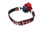 Кляп з трояндою Master Series: Eye-Catching Ball Gag With Rose, чорно-червоний - Зображення 4