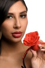 Силіконовий кляп з трояндою Master Series: Blossom Silicone Rose Gag – Red - Зображення 8