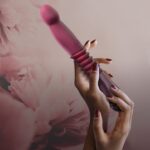 Пульсатор Temptasia by Blush - Trixie Thrusting Dildo - Wine Red - Зображення 9