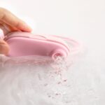 Вакуумний кліторальний стимулятор Otouch Louis Vibrate Pink з віброяйцем, у кейсі - Зображення 8