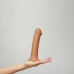 Насадка для страпона Strap-On-Me Dual Density Dildo Caramel S, діаметр 2,7 см, двошарова, гнучка - Зображення 3