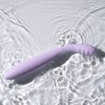 Тонкий смарт-вібратор точки G Svakom Cici 2 Lilac, підігрів до 38 °C - Зображення 9