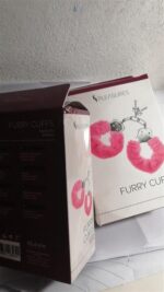 Наручники S Pleasures Furry Cuffs Pink (м'ята упаковка!!!) - Зображення 2