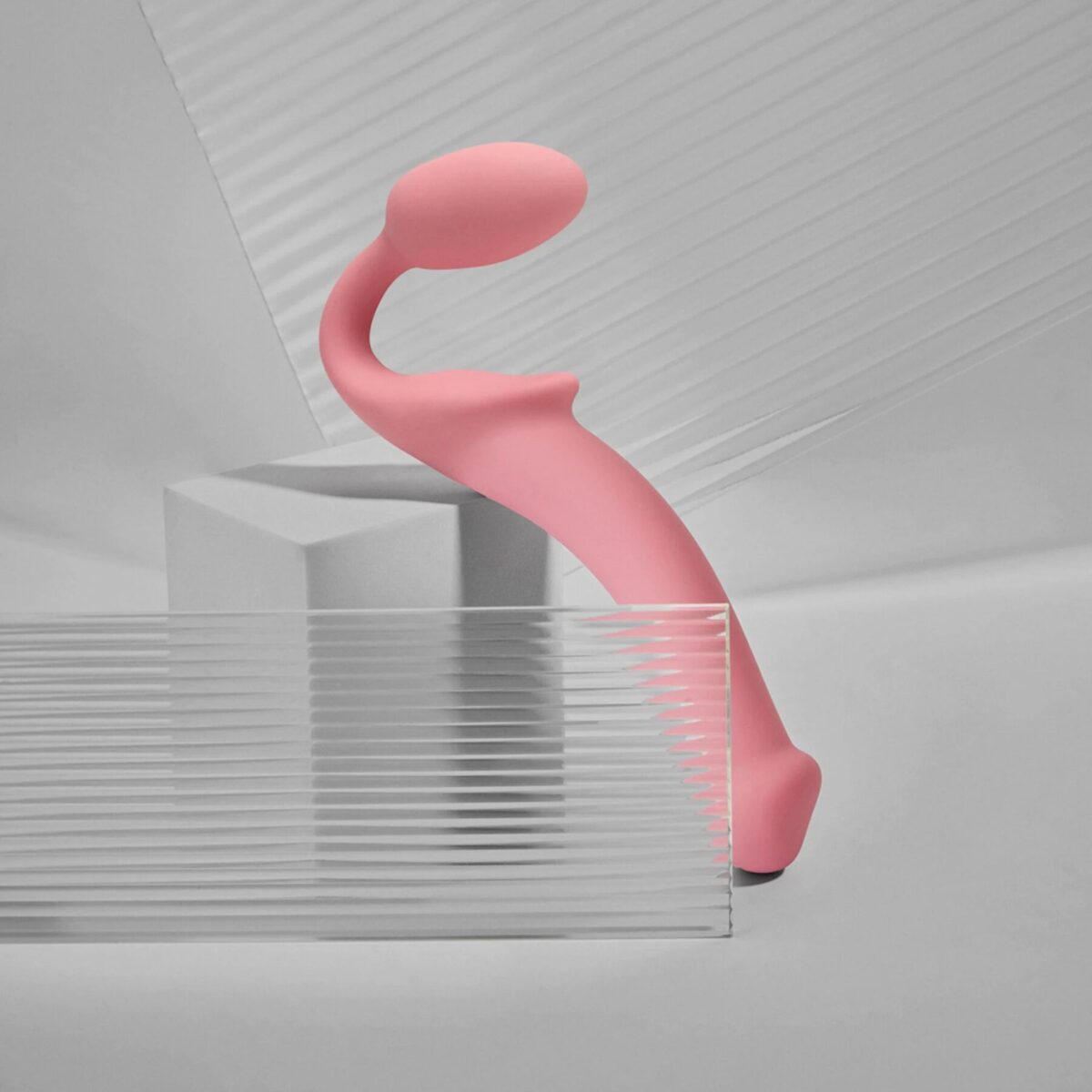 Безремінний страпон Strap-On-Me Rose L, повністю регульований, діаметр 3,7 см - Зображення 2