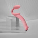 Безремінний страпон Strap-On-Me Rose XL, повністю регульований, діаметр 4,5 см - Зображення 2