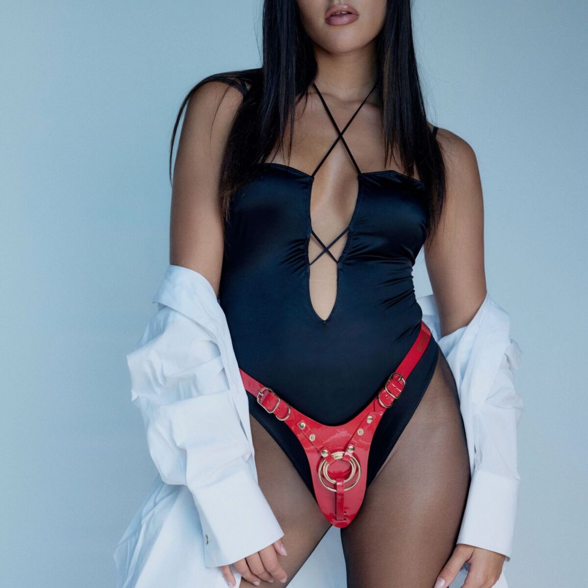 Трусики для страпона Strap-On-Me Leatherette Harness Fabulous - One Size - Red Glossy - Зображення 2